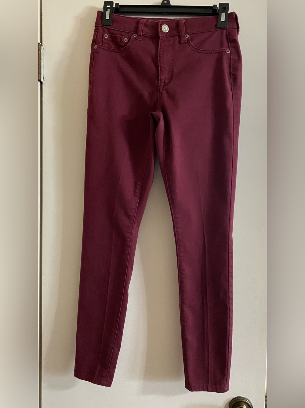 Aeropostale Women's Burgundy high waisted Skinny Jeans